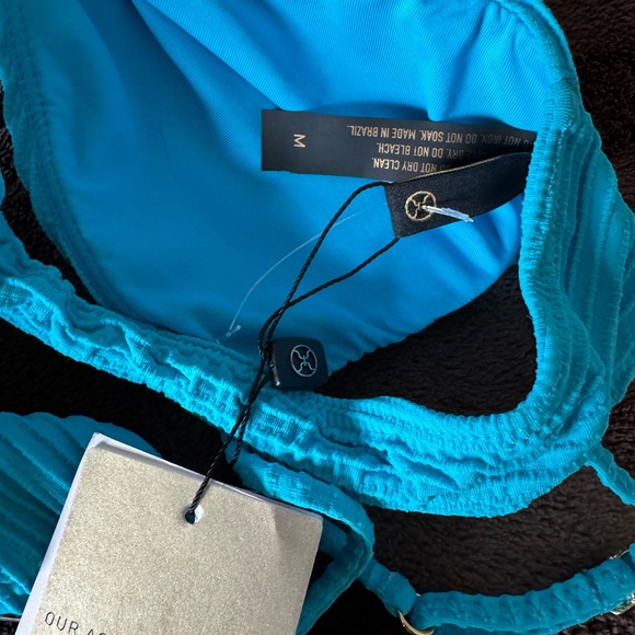 Turquoise Bikini Set - Picture 5 of 9